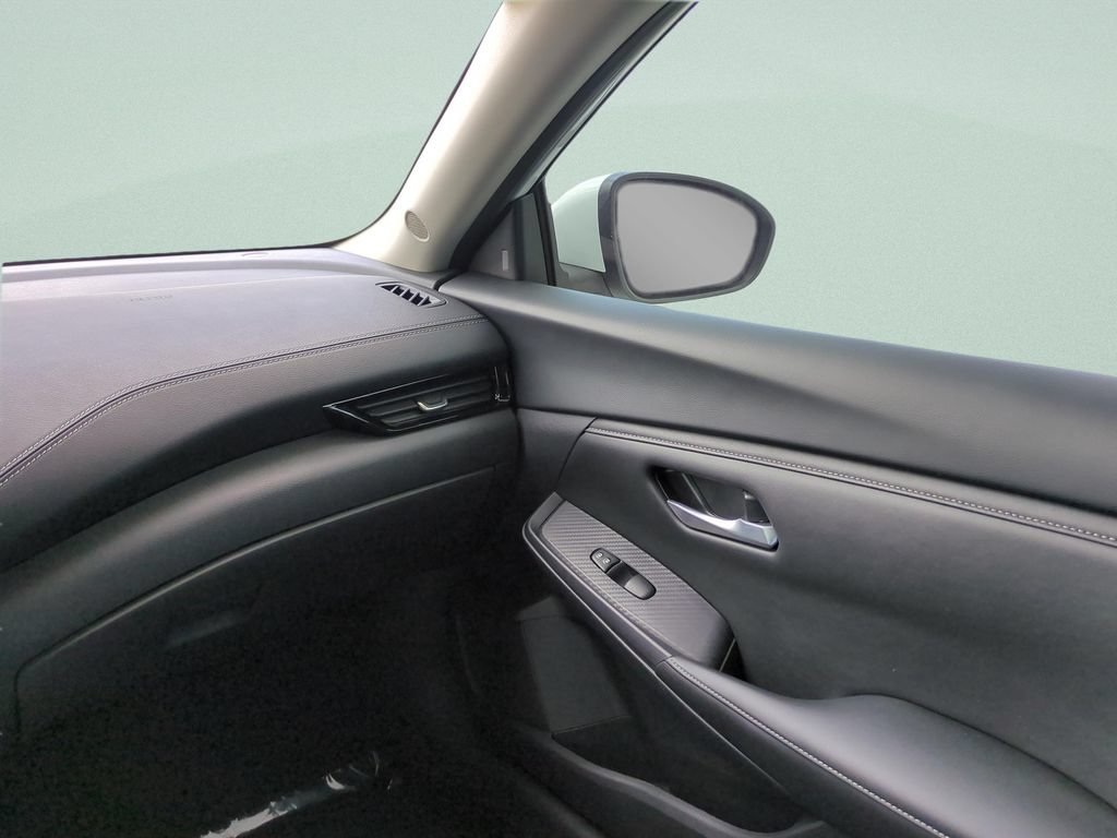 Certified 2024 Nissan Sentra SV FWD image 12