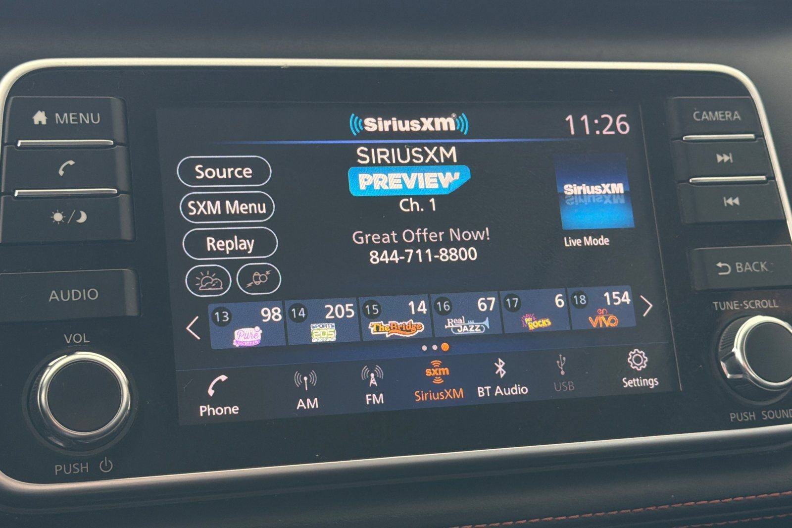 Used 2019 Nissan Kicks SR FWD image 20