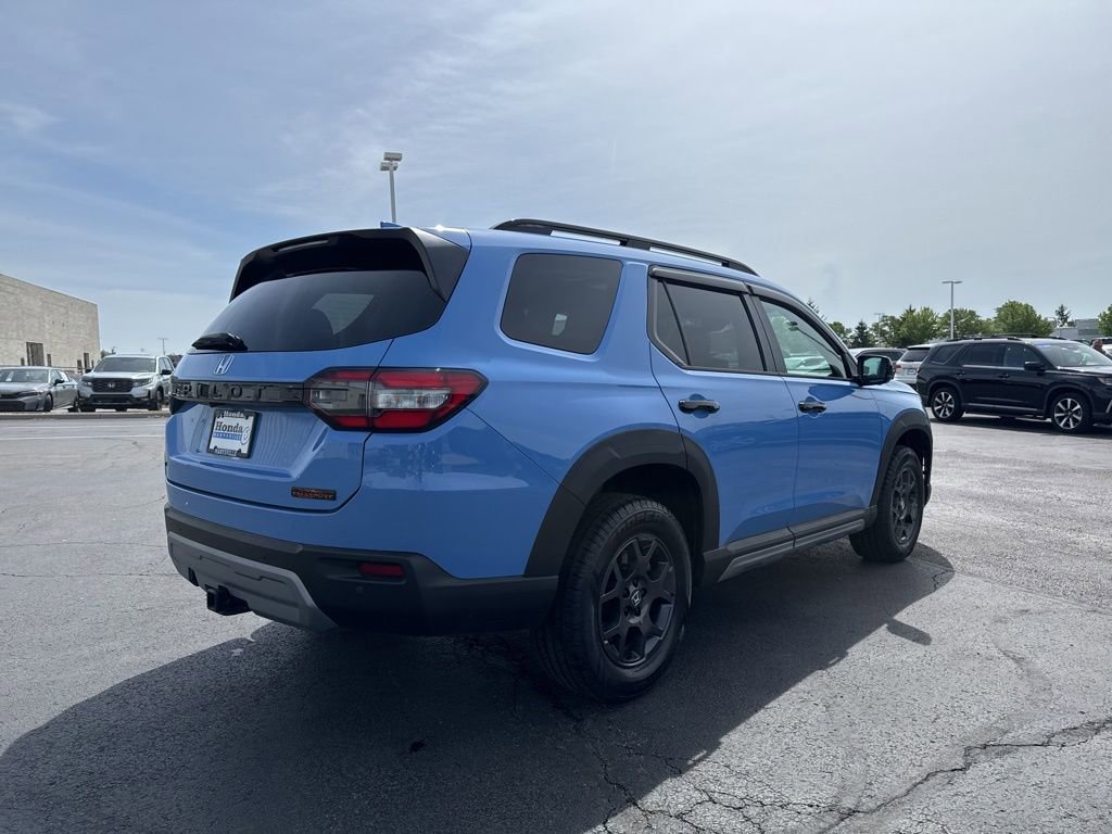 Certified 2023 Honda Pilot TrailSport image 7