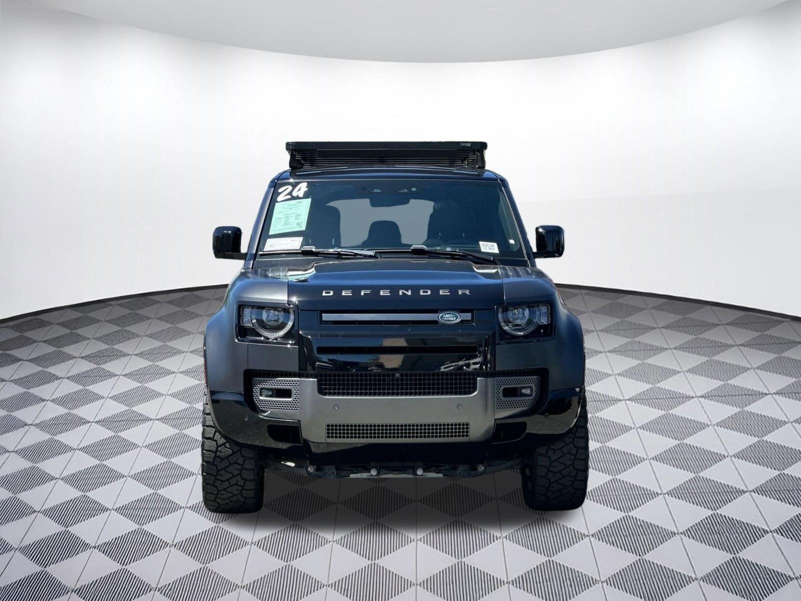 Used 2024 Land Rover Defender 110 Carpathian Edition AWD/4WD image 5