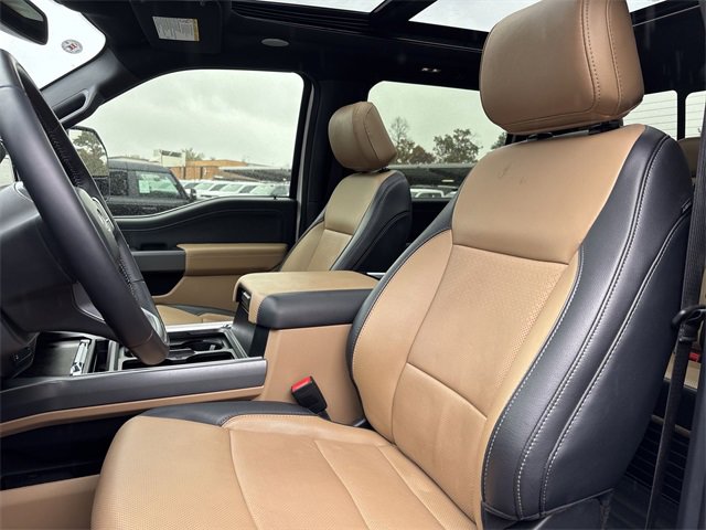 Used 2024 Ford F250 XLT w/ Black Appearance Package image 11