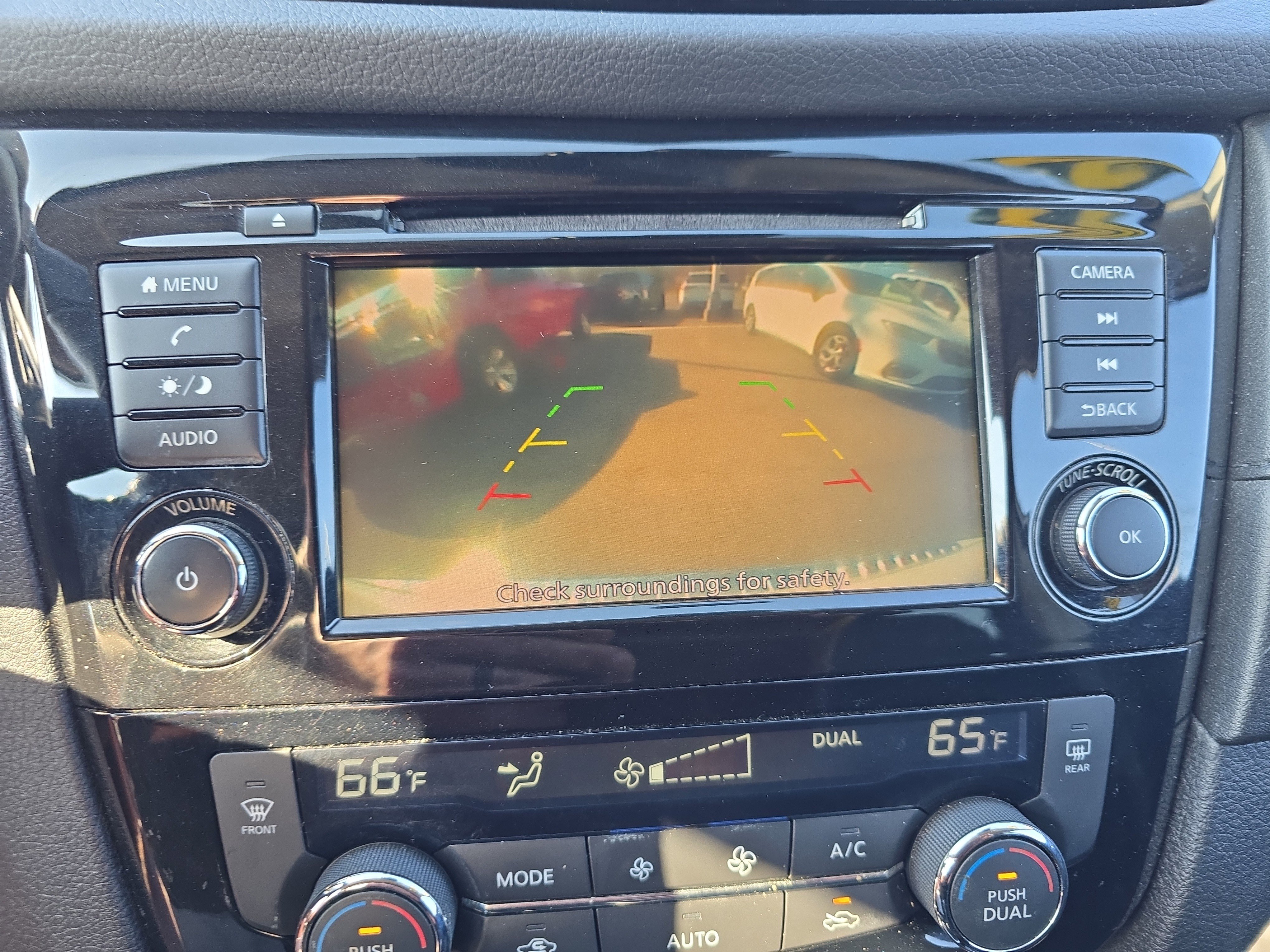 Used 2020 Nissan Rogue SV image 27