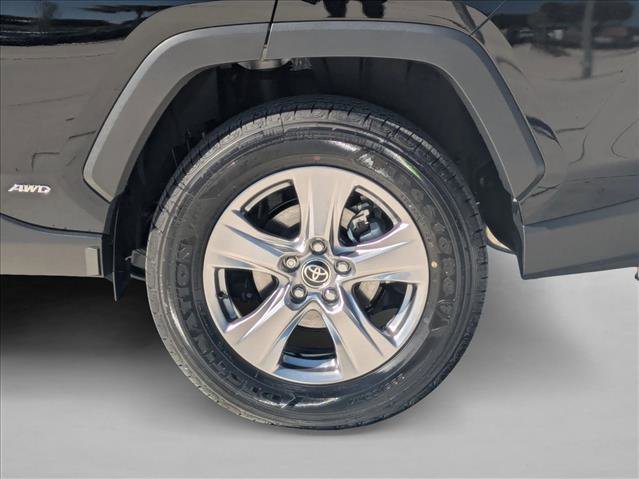 Used 2025 Toyota RAV4 LE image 21