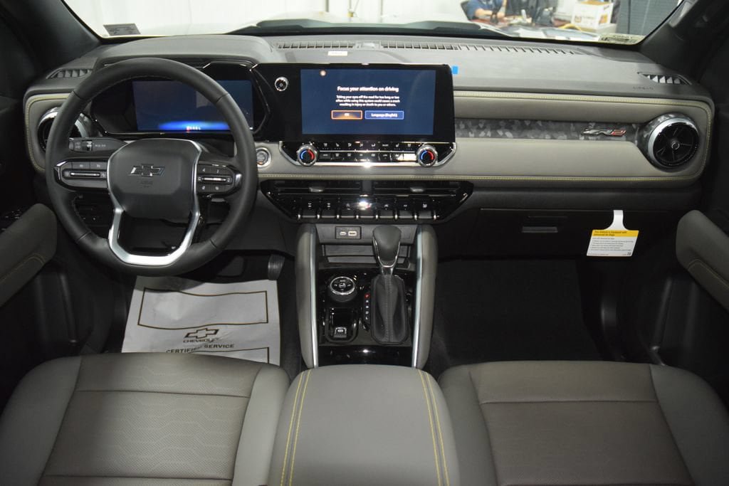 New 2026 Chevrolet Colorado ZR2 w/ Technology Package AWD/4WD image 34