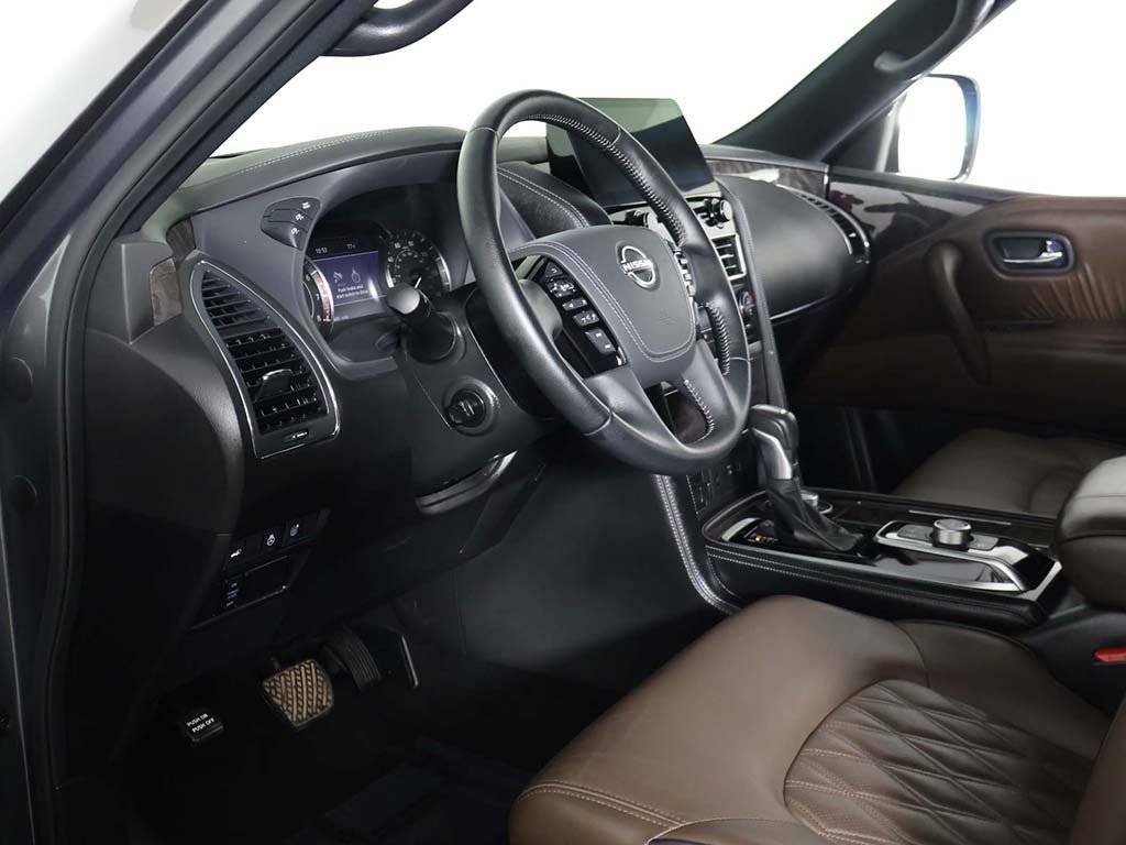 Used 2024 Nissan Armada Platinum image 29