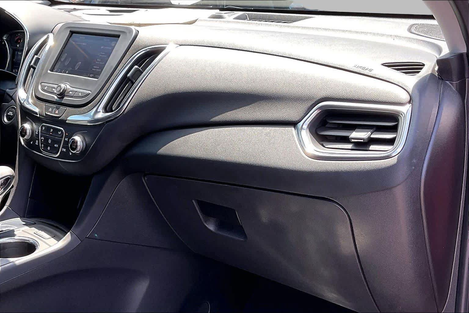 Used 2024 Chevrolet Equinox LT w/ LPO, Floor Liner Package FWD image 16