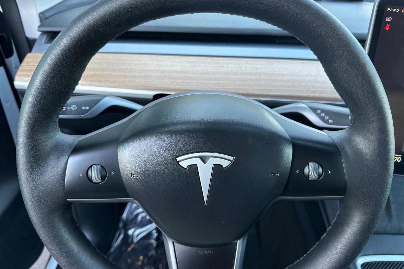 Used 2025 Tesla Model Y Long Range image 30