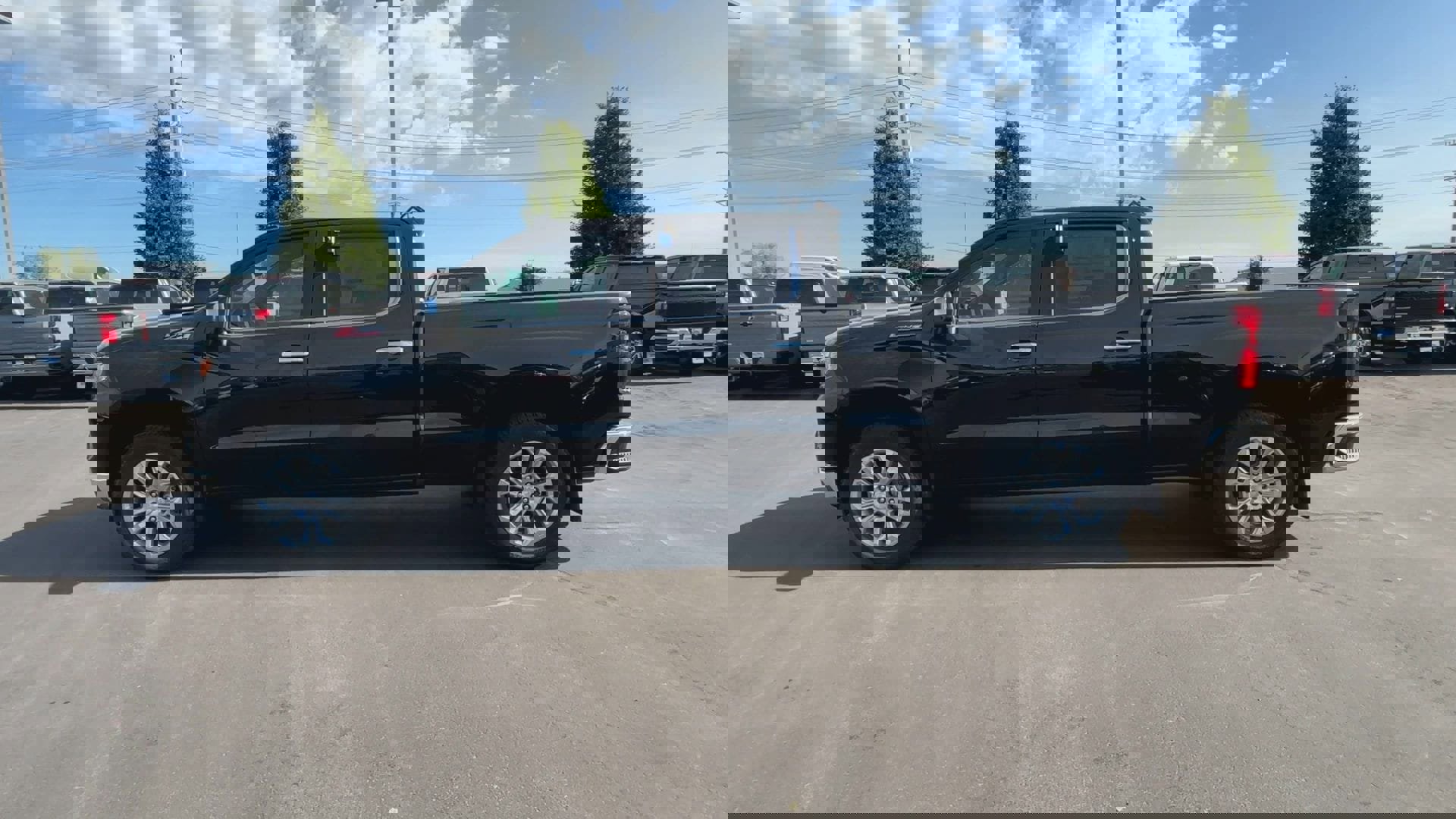 New 2025 Chevrolet Silverado 1500 LTZ w/ Technology Package image 37