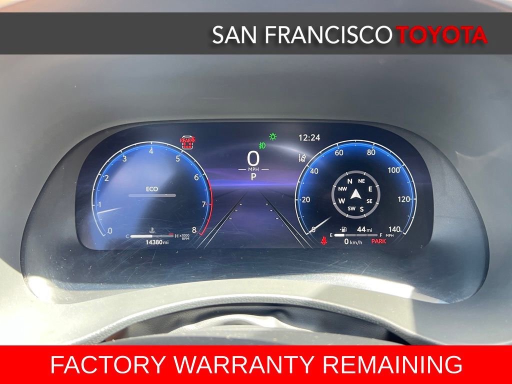 Used 2023 Toyota Highlander Platinum FWD image 33
