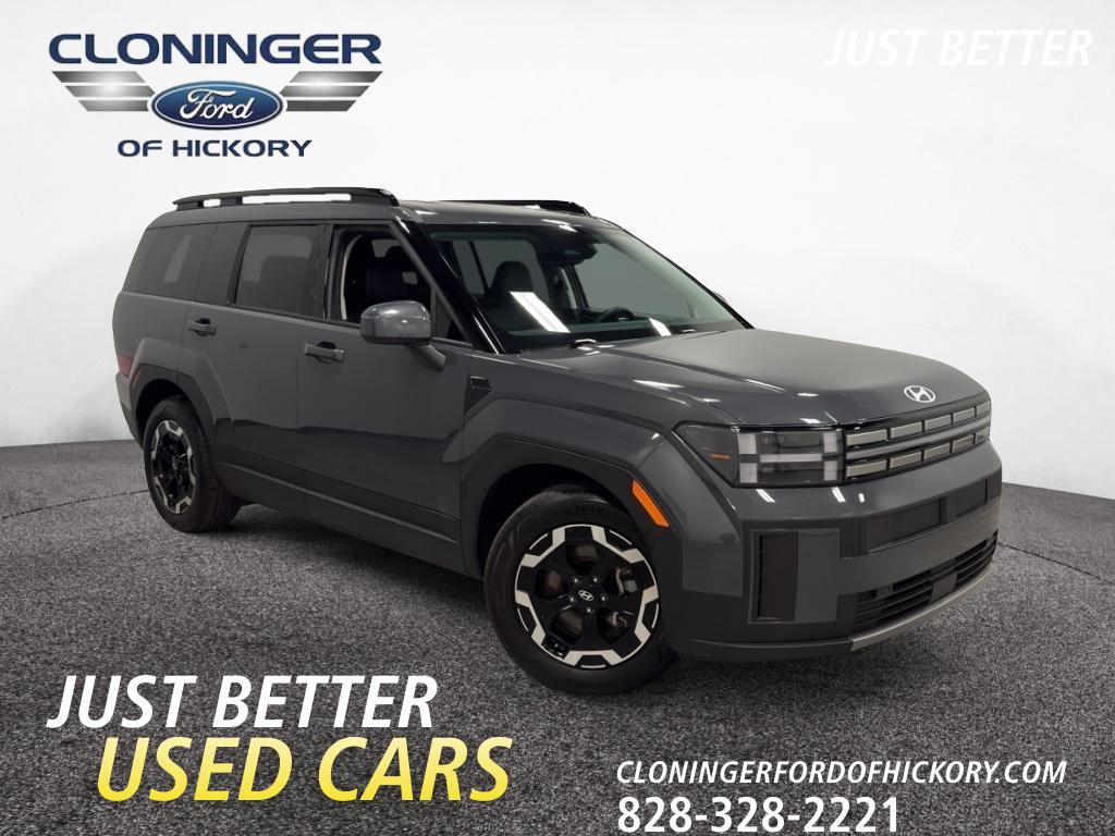 Used 2025 Hyundai Santa Fe SEL image 1