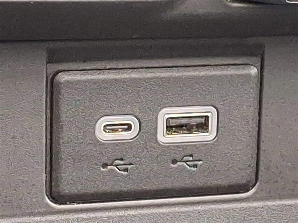 Used 2023 Chevrolet Tahoe LT w/ LT Signature Plus Package image 24