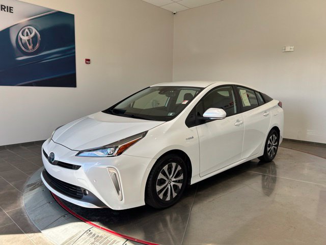 Used 2022 Toyota Prius XLE AWD/4WD image 3