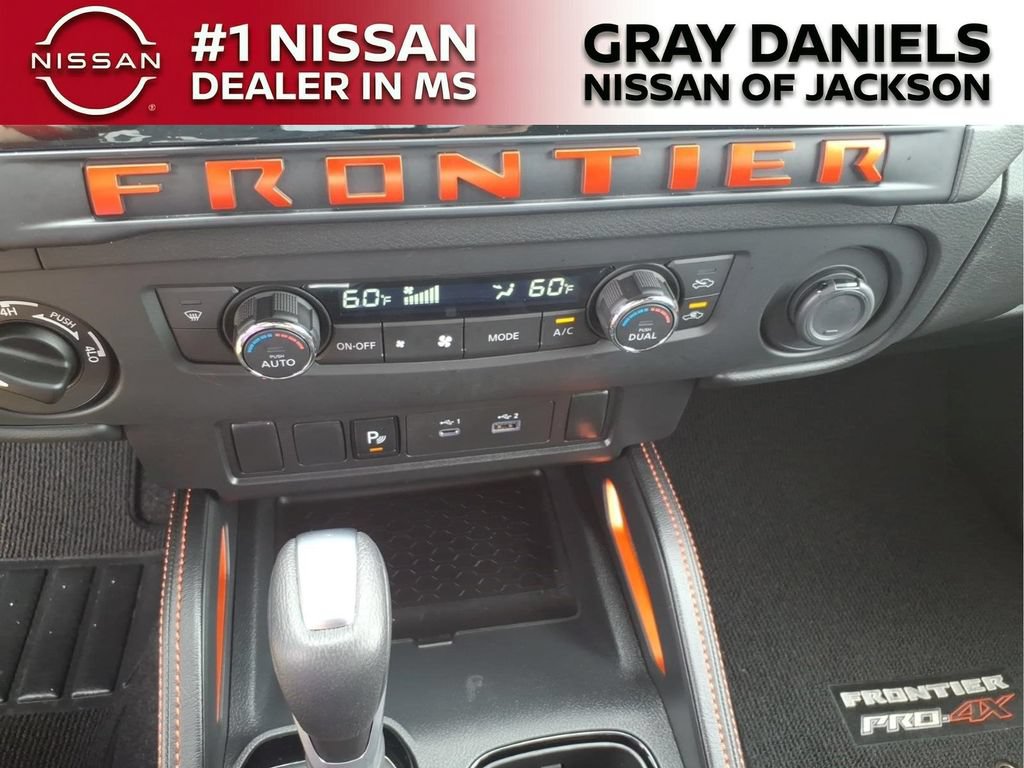 Certified 2025 Nissan Frontier PRO-4X AWD/4WD image 27