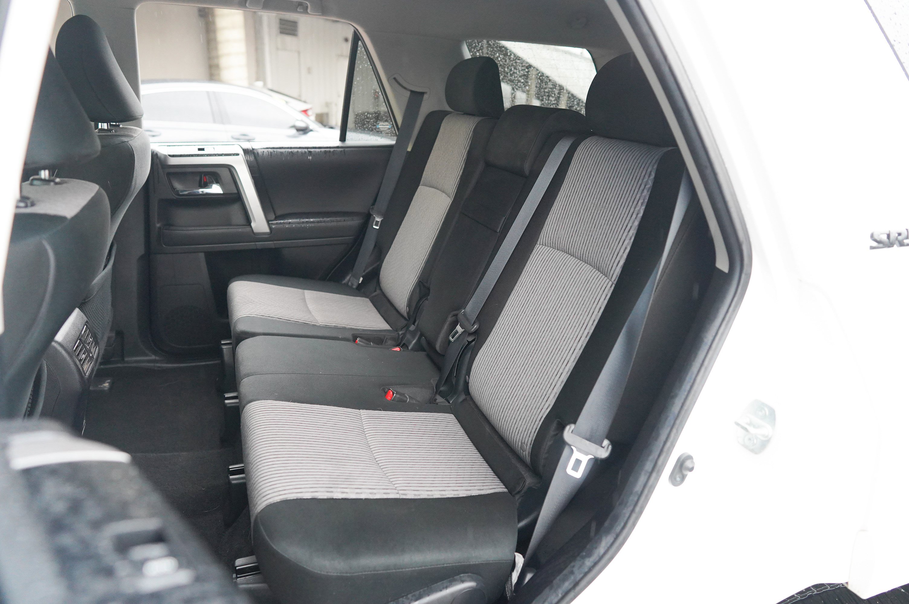 Used 2020 Toyota 4Runner SR5 image 32