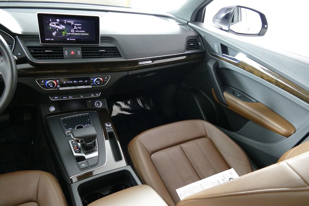 Used 2019 Audi Q5 2.0T Premium Plus w/ Premium Plus Package image 8