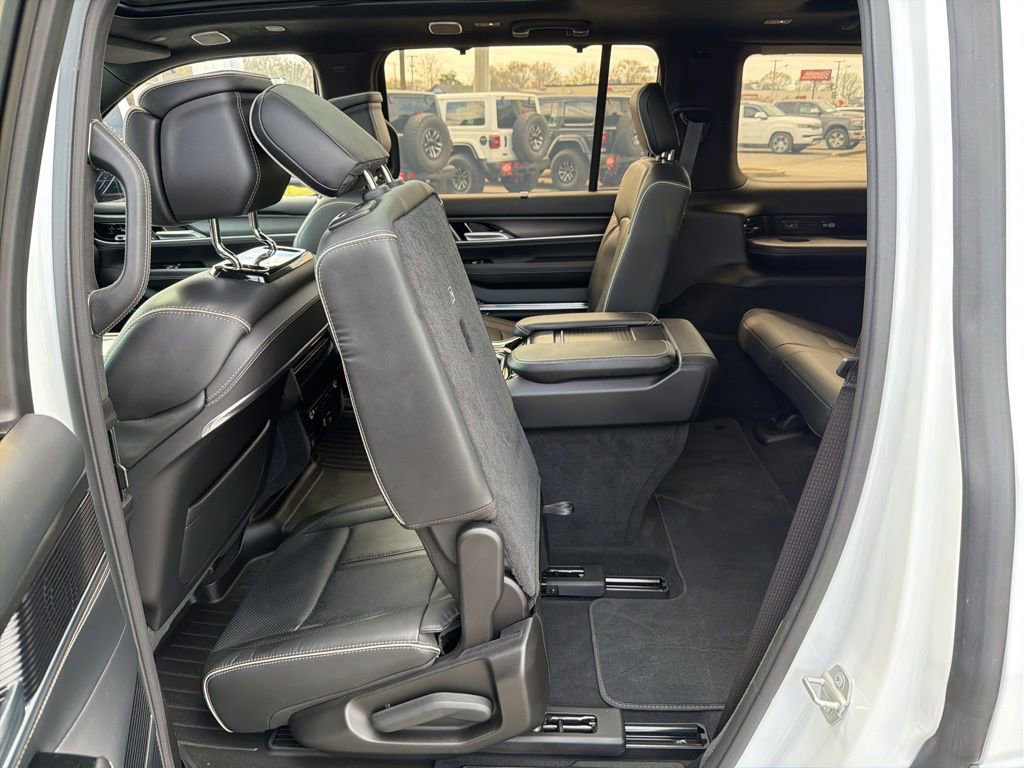 Used 2024 Jeep Grand Wagoneer Series II w/ Quick Order Packagew 28T image 27