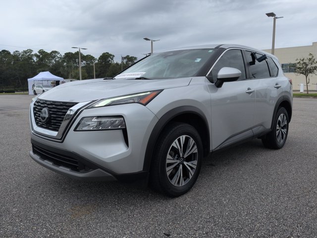 Used 2023 Nissan Rogue SV FWD image 9