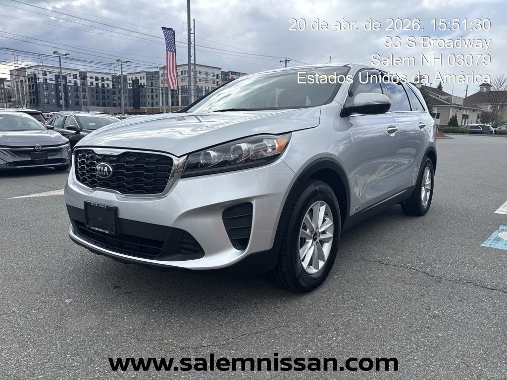 Used 2019 Kia Sorento LX image 3