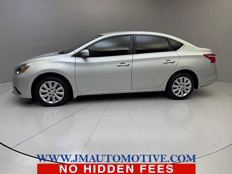 Used 2017 Nissan Sentra S FWD image 2