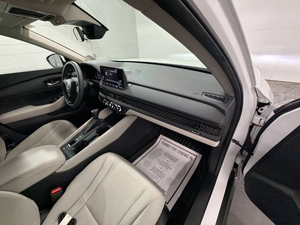 Used 2023 Honda Accord LX image 26