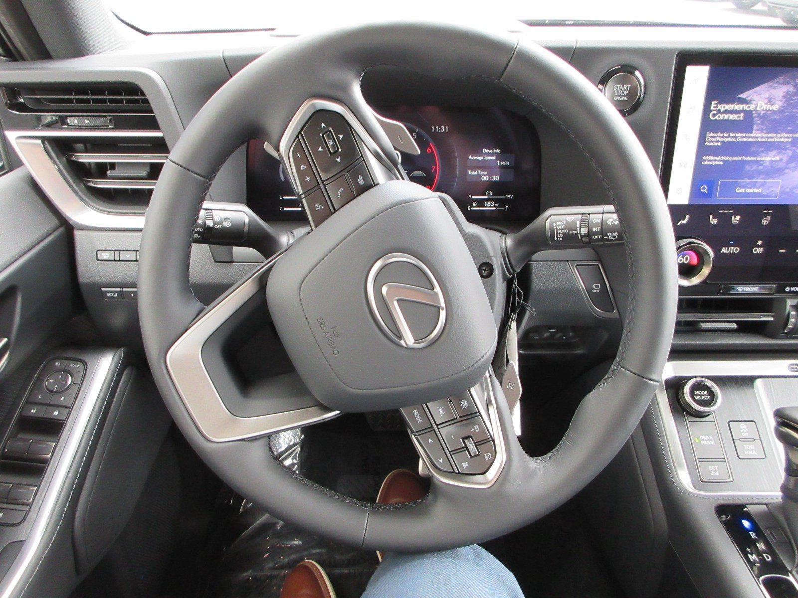 Used 2026 Lexus GX 550 w/ Cold Area Package AWD/4WD image 37