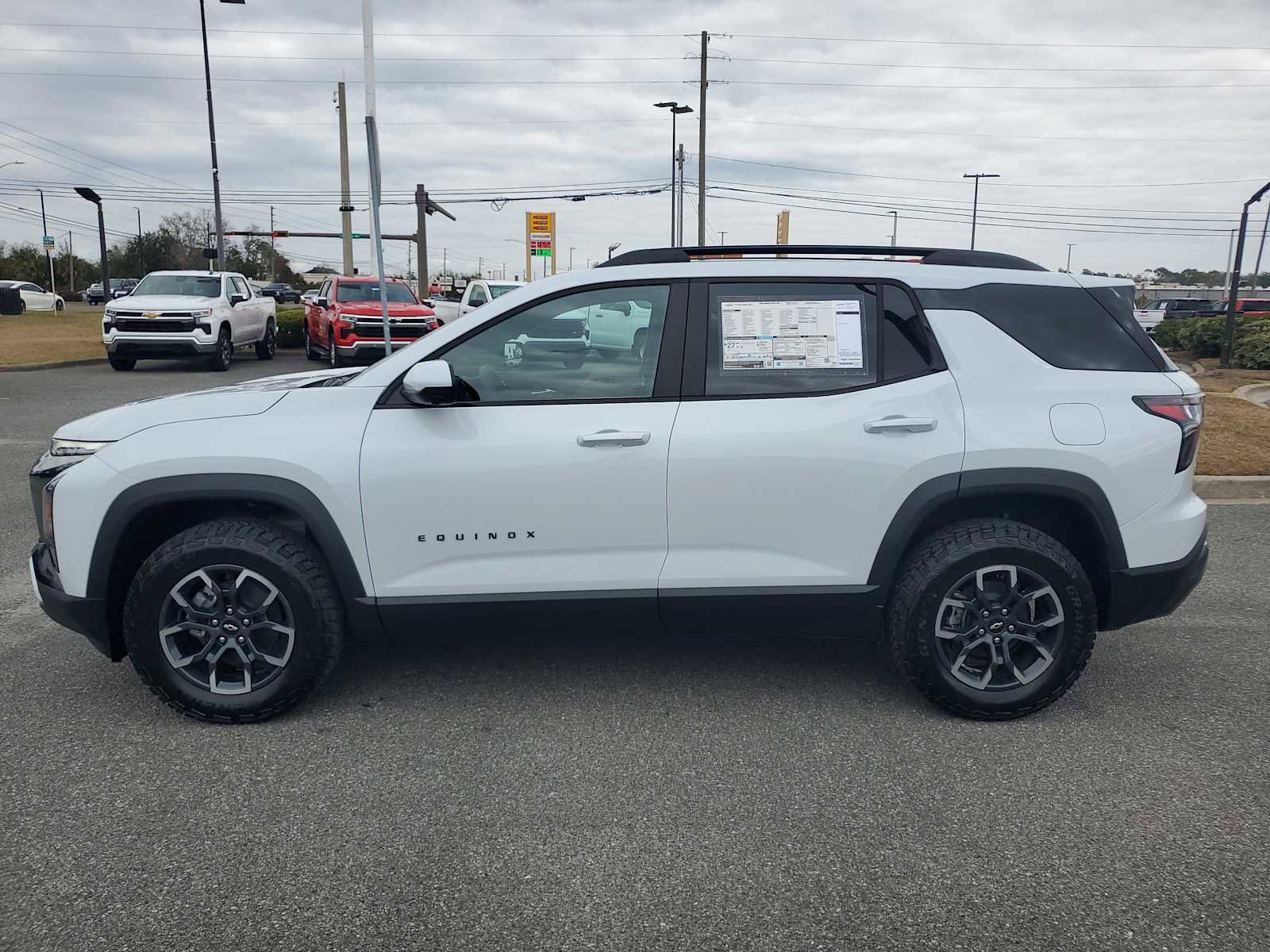 New 2026 Chevrolet Equinox ACTIV w/ Safety and Technology Package image 2