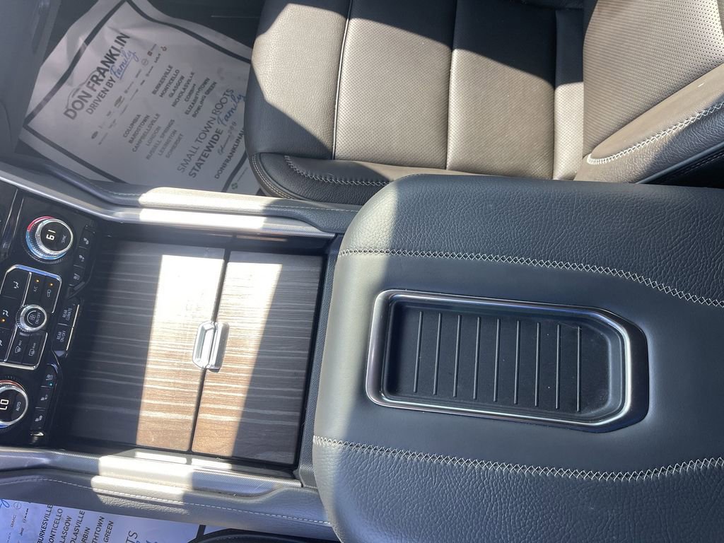 Used 2024 GMC Yukon Denali AWD/4WD image 21