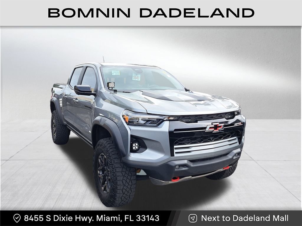 Used 2024 Chevrolet Colorado ZR2 w/ ZR2 Convenience Package III image 1