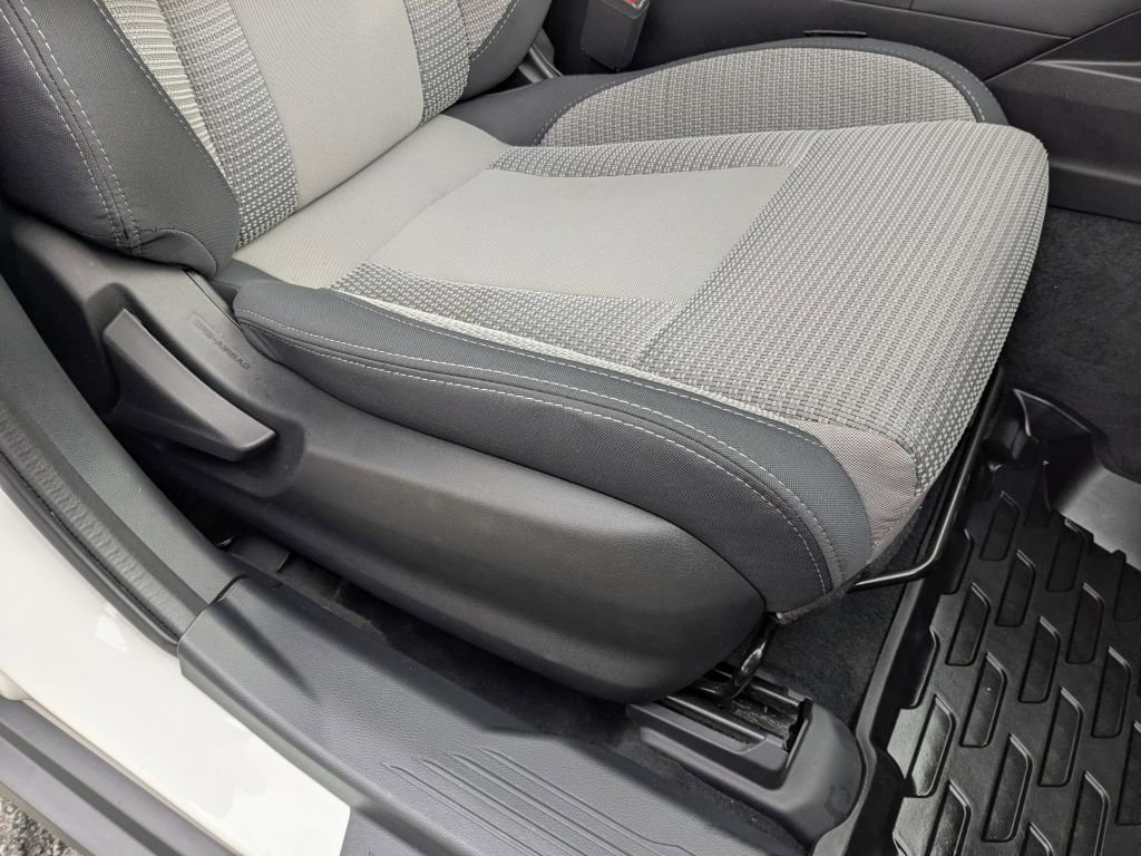 Used 2022 Subaru Outback Premium image 27