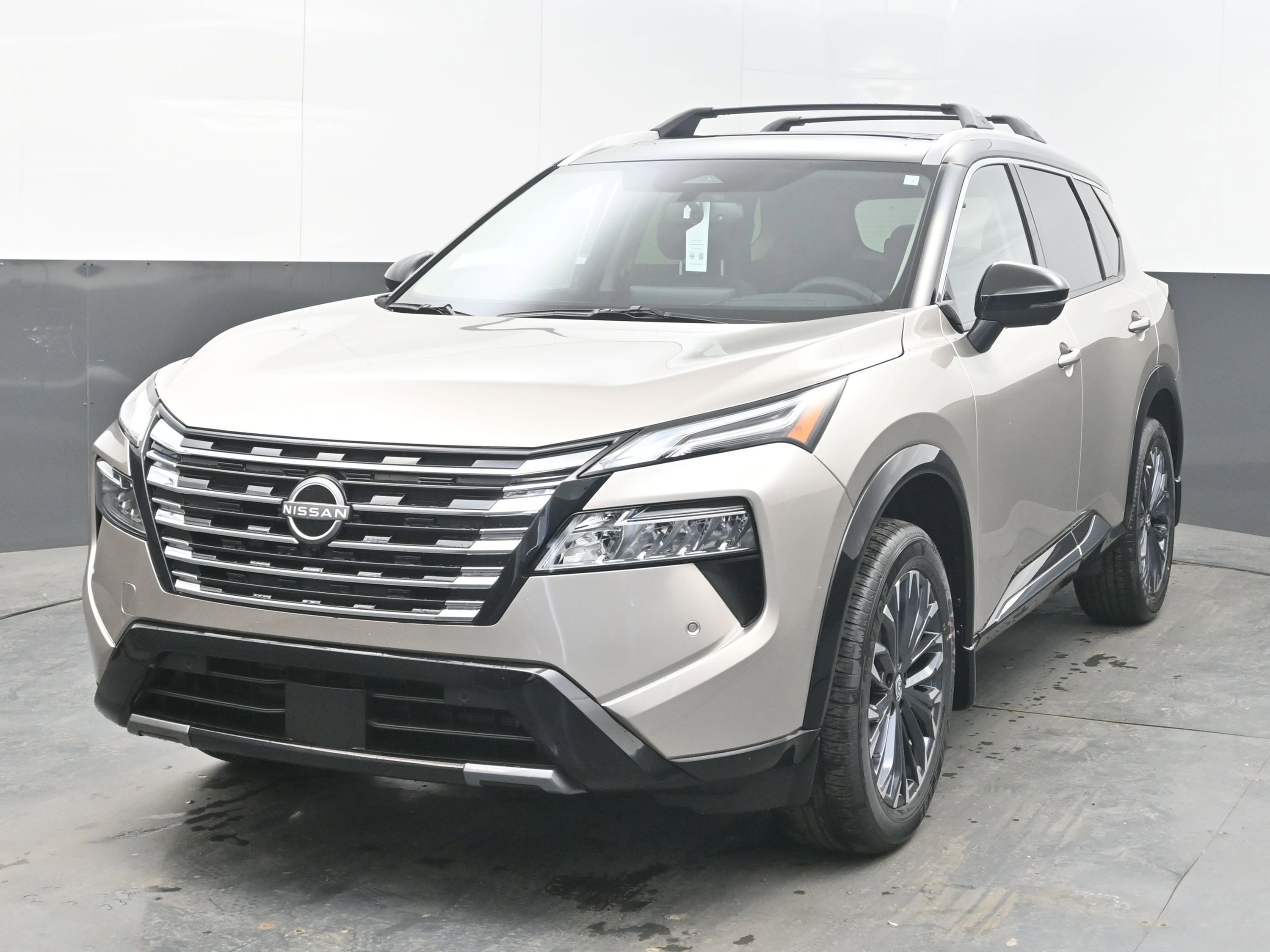 New 2026 Nissan Rogue Platinum image 3