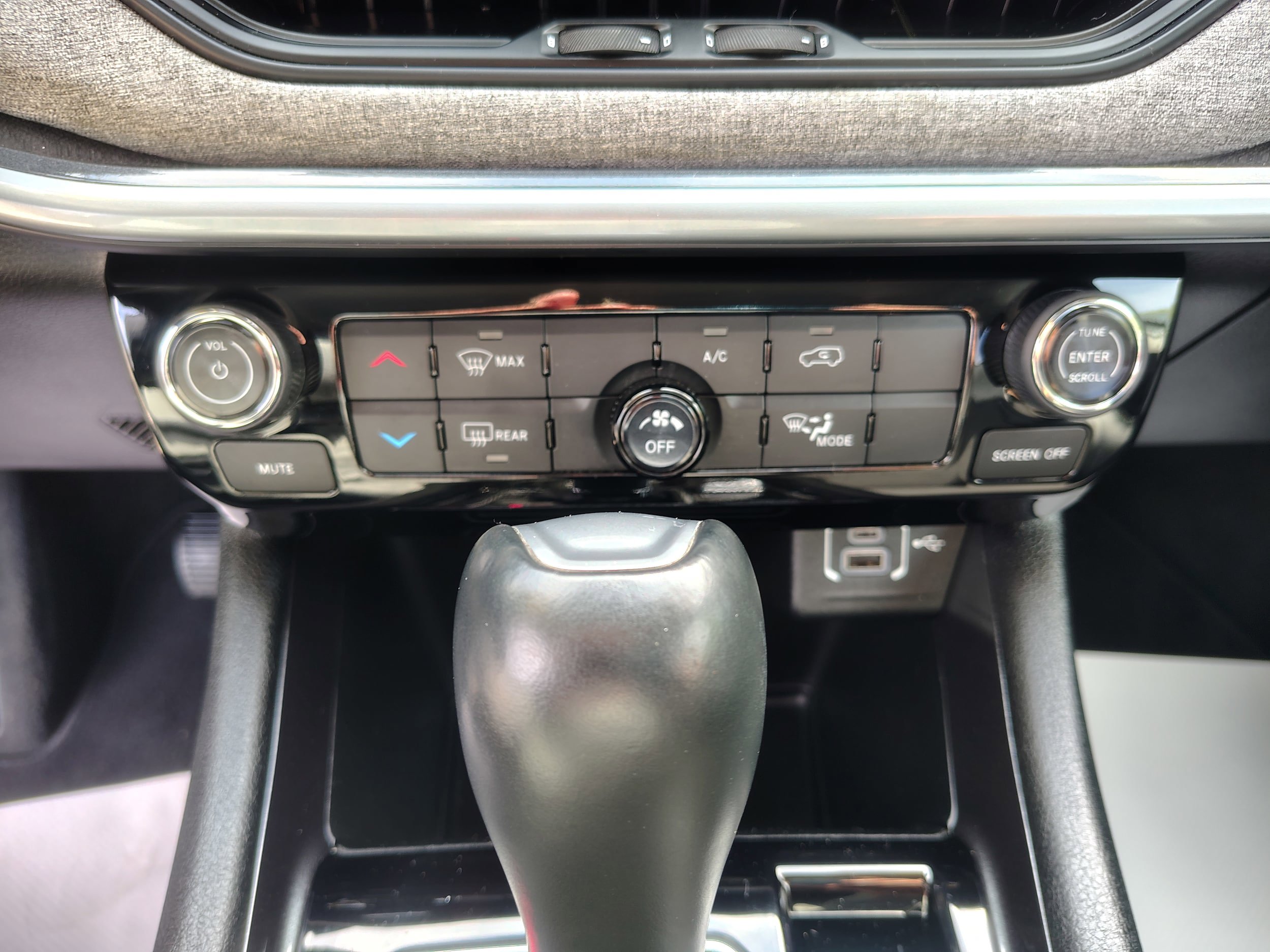 Certified 2022 Jeep Compass Latitude AWD/4WD image 34
