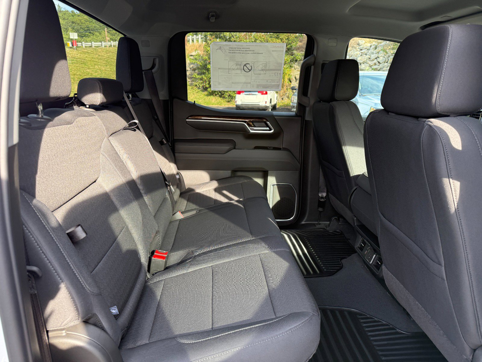 New 2026 GMC Sierra 1500 Elevation image 19