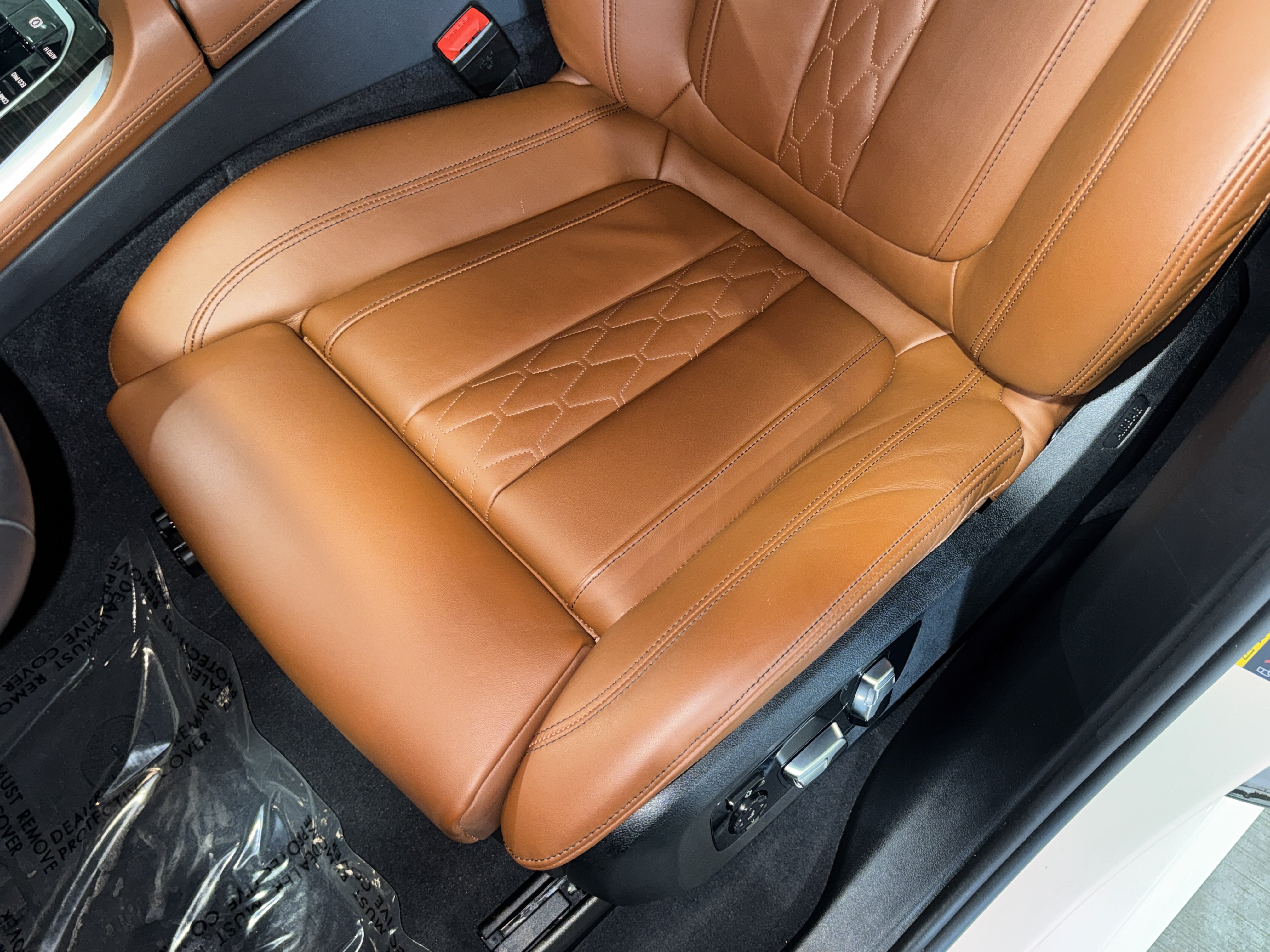 Used 2024 BMW X5 sDrive40i w/ M Sport Package RWD image 31
