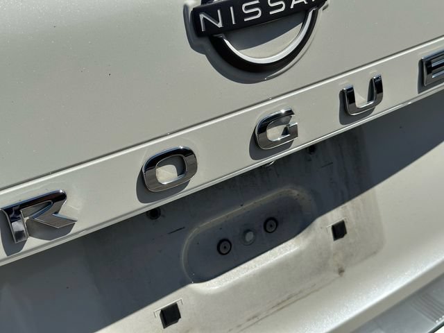 Used 2023 Nissan Rogue SV AWD/4WD image 11