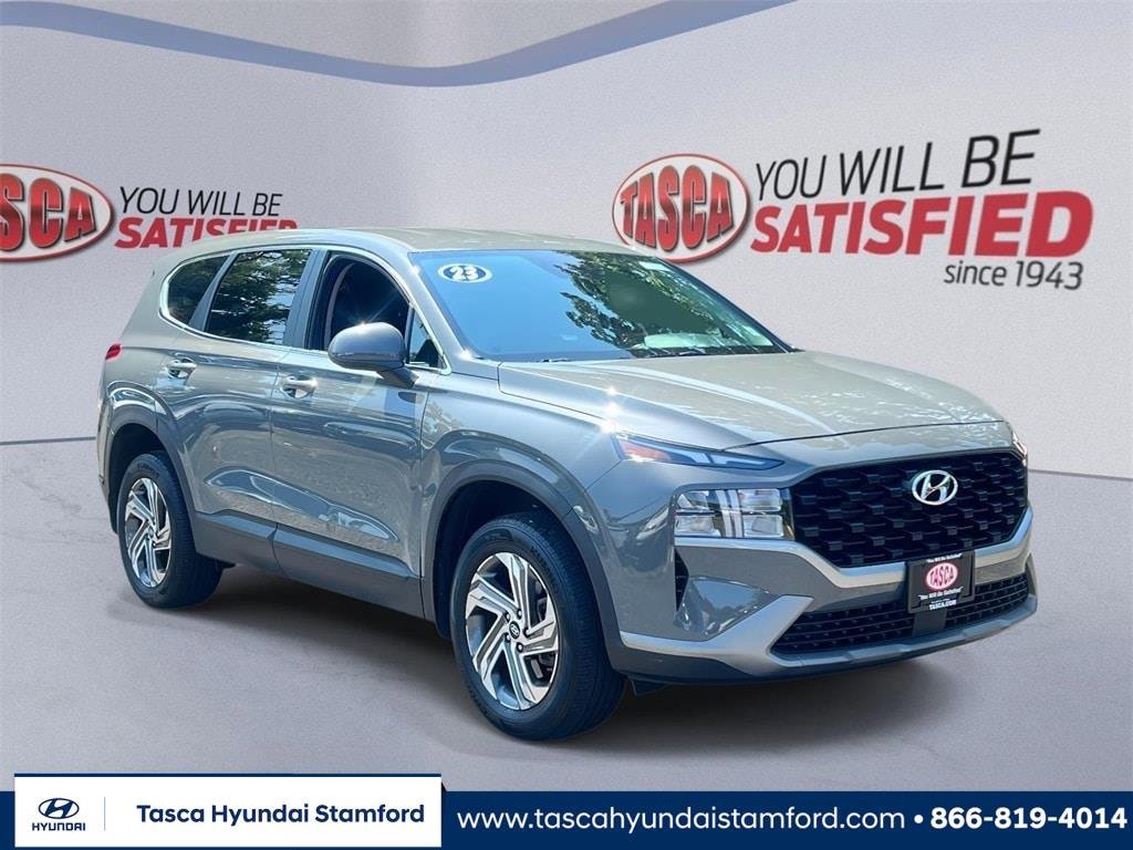 Used 2023 Hyundai Santa Fe SE image 1
