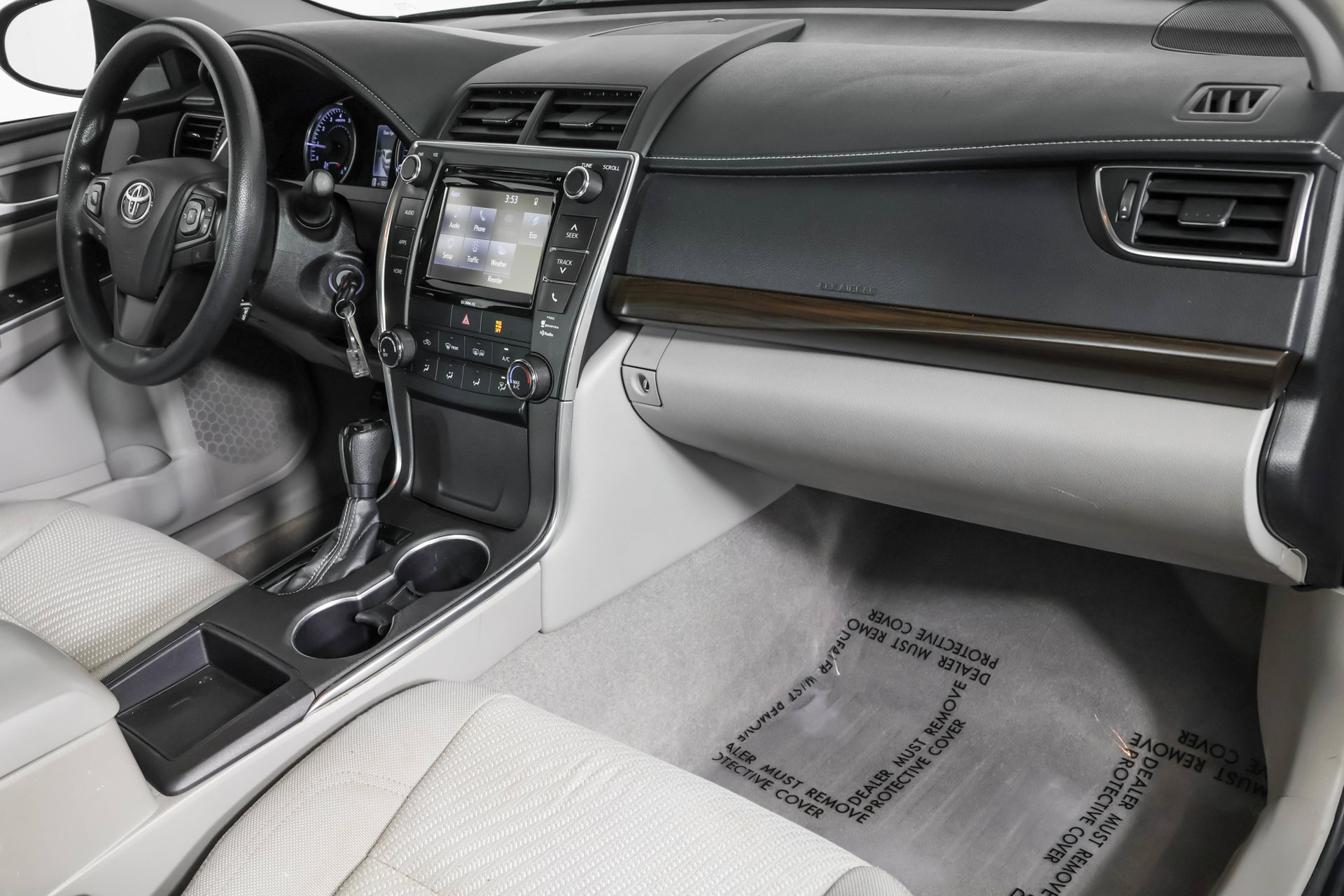 Used 2017 Toyota Camry LE w/ Moonroof Package FWD image 42