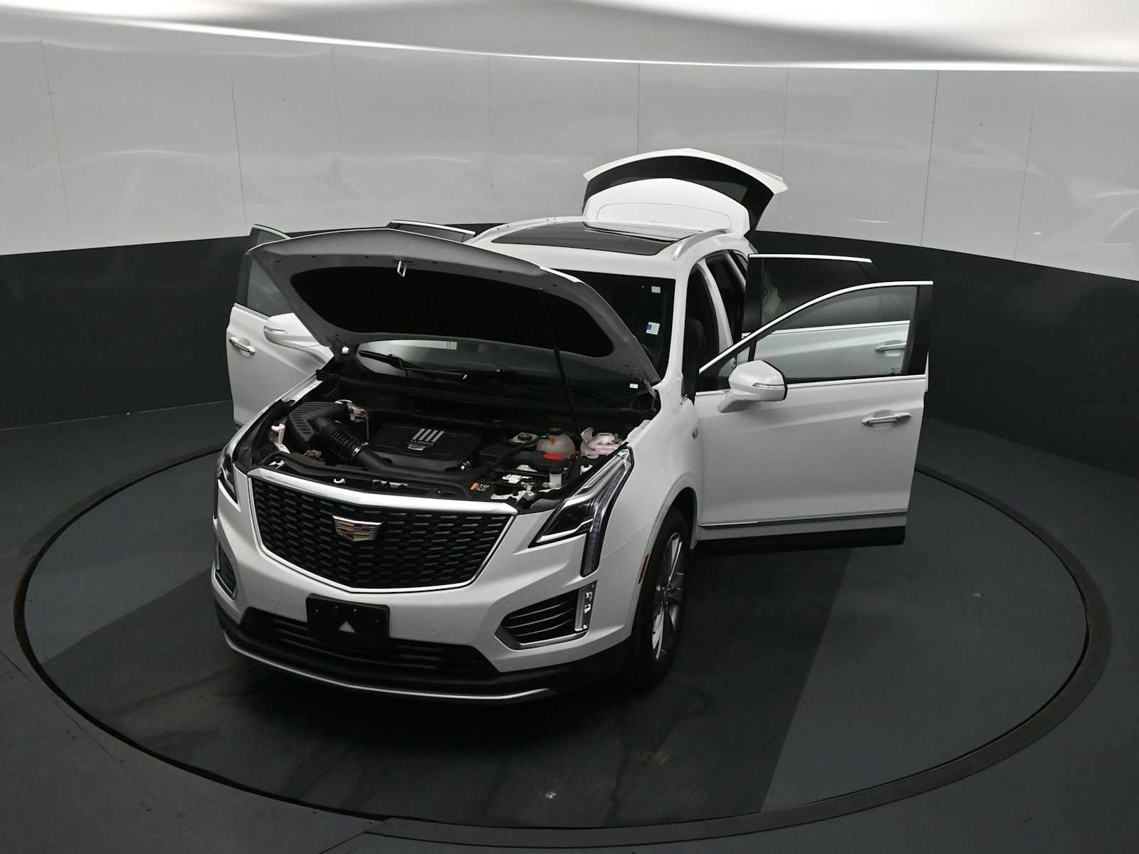 Used 2024 Cadillac XT5 Premium Luxury FWD image 37