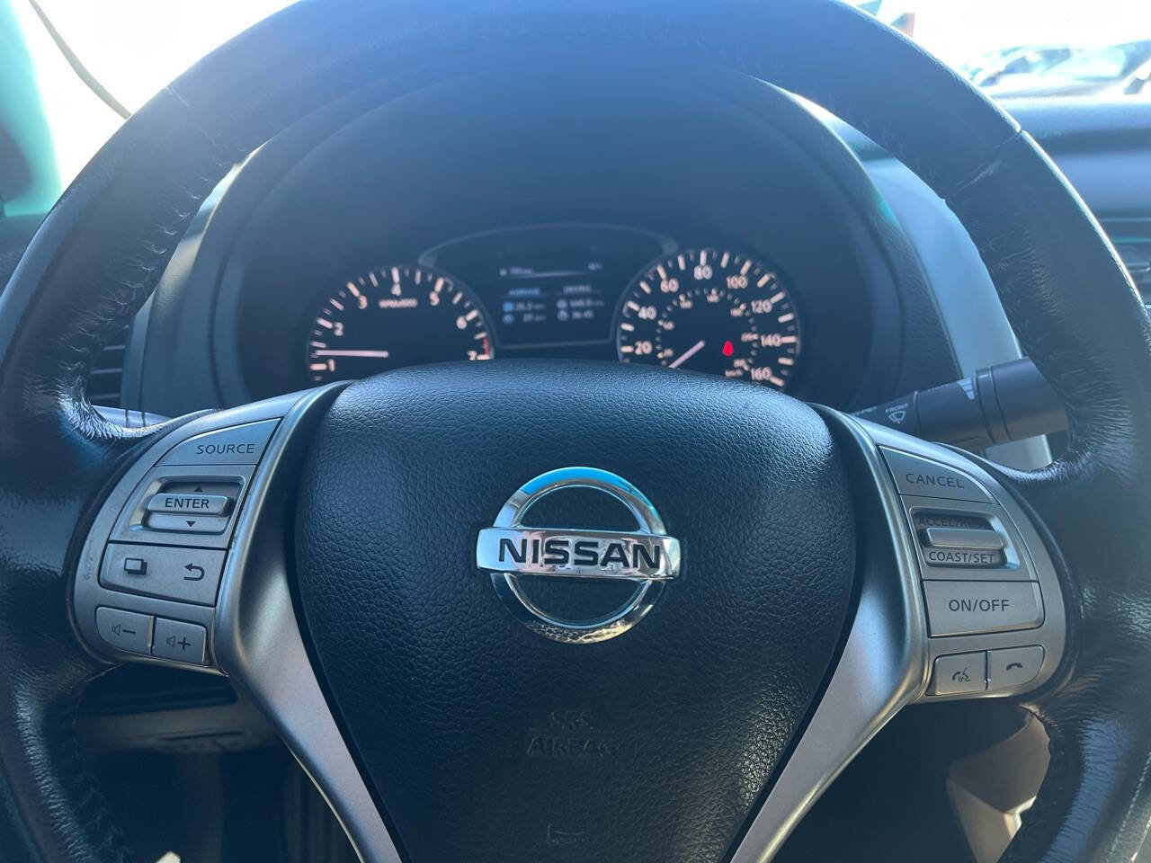 Used 2014 Nissan Altima 2.5 SV w/ Convenience Package image 26