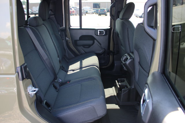 New 2026 Jeep Gladiator Sport AWD/4WD image 44
