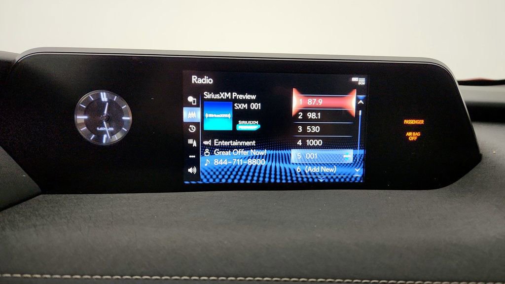 Used 2019 Lexus UX 250h w/ Premium Package image 20