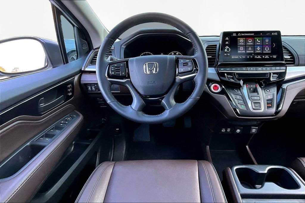 Used 2025 Honda Odyssey Touring image 9