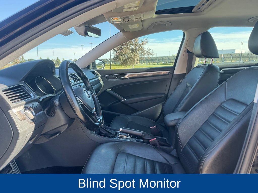 Used 2017 Volkswagen Passat 1.8T SEL Premium FWD image 8