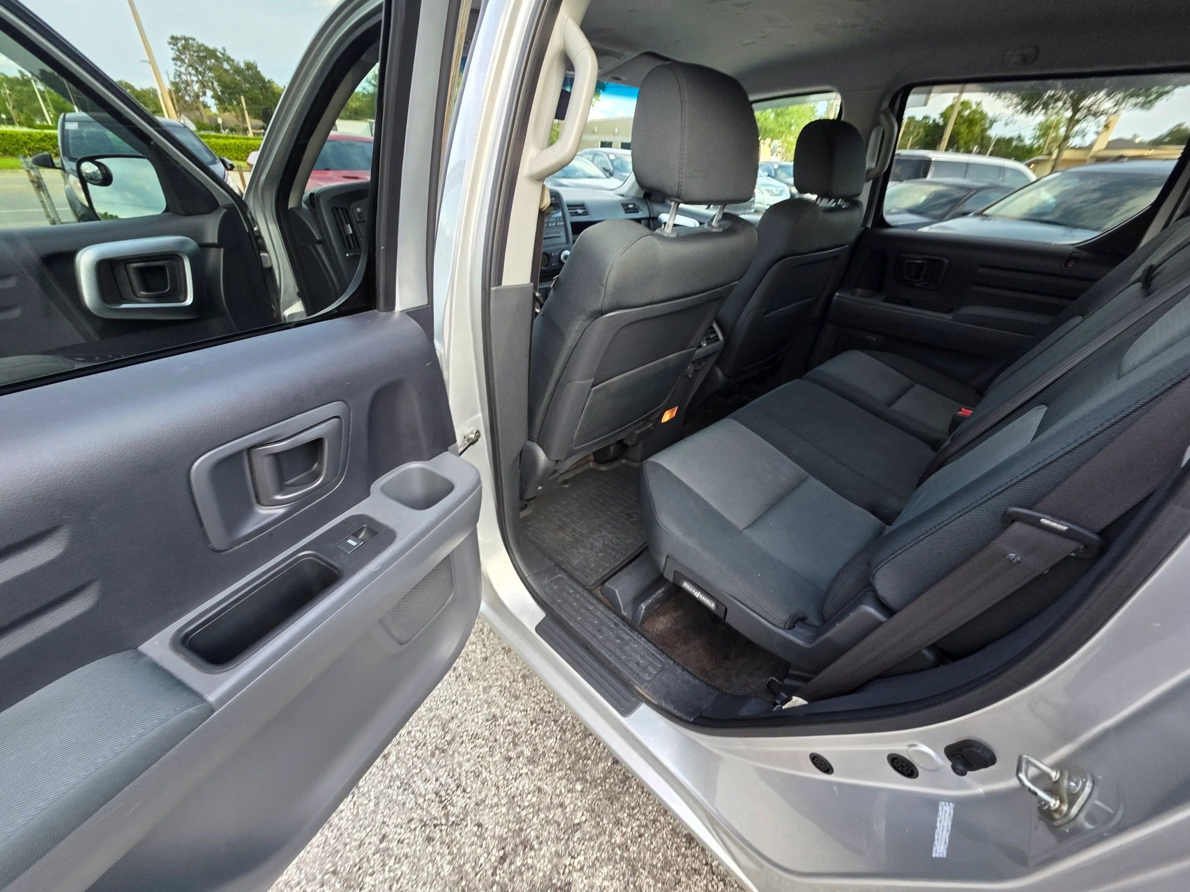 Used 2006 Honda Ridgeline RT image 13