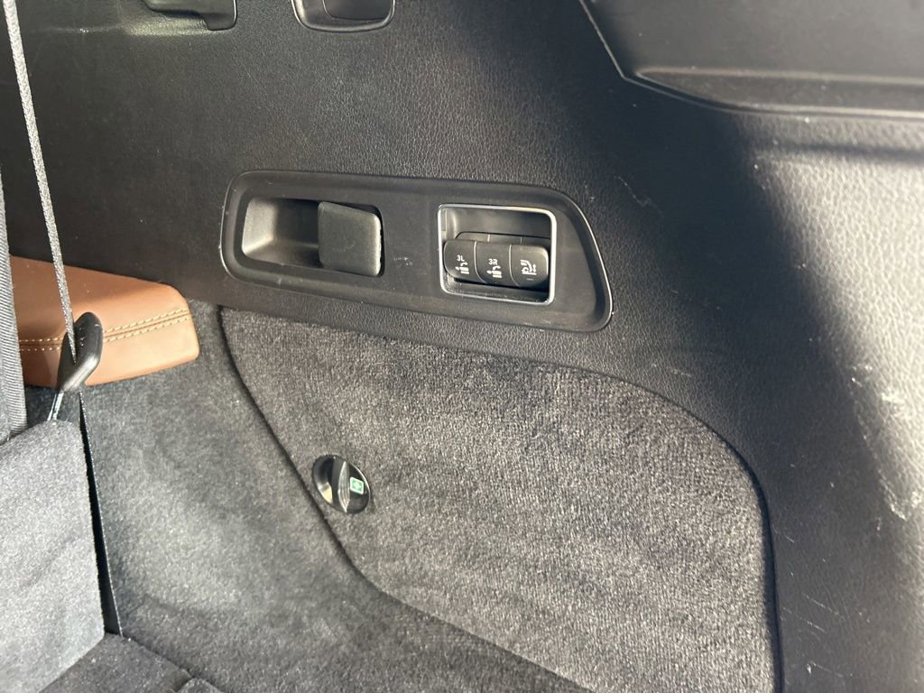 Used 2024 Mercedes-Benz GLS 63 AMG 4MATIC image 48