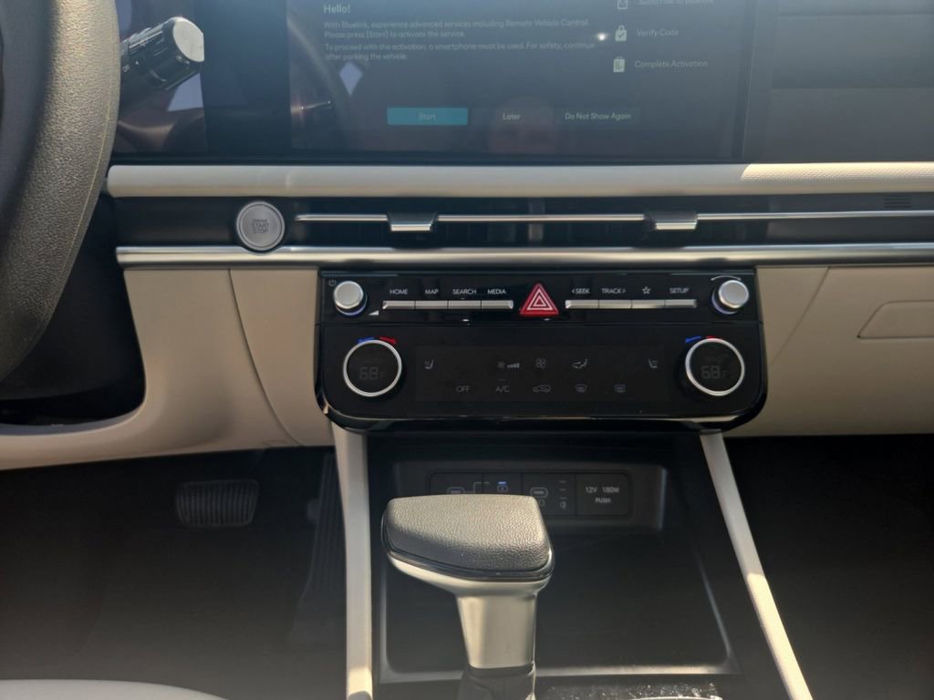 Certified 2025 Hyundai Tucson SEL FWD image 11