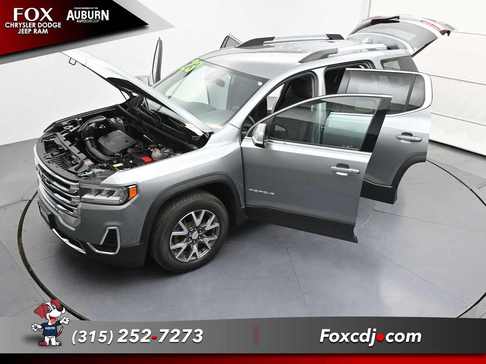 Used 2023 GMC Acadia SLE w/ Driver Convenience Package image 31