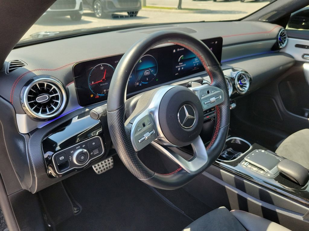 Used 2023 Mercedes-Benz CLA 250 image 6