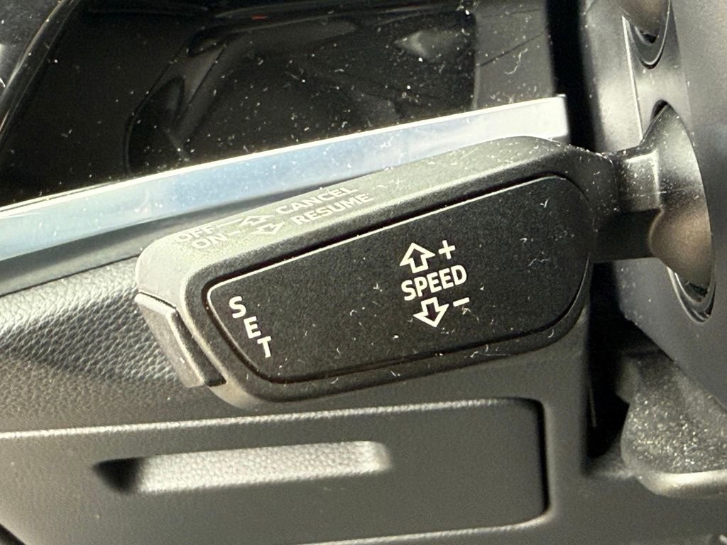 Used 2020 Audi Q3 2.0T Premium w/ Convenience Package image 65