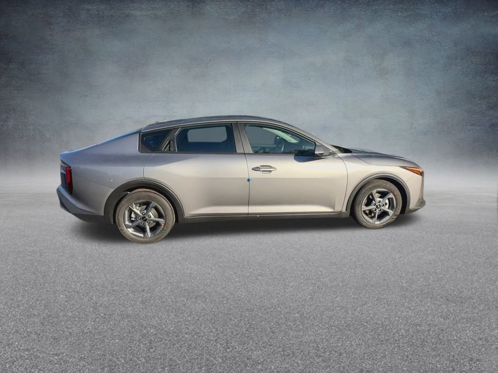 Used 2025 Kia K4 FWD image 27