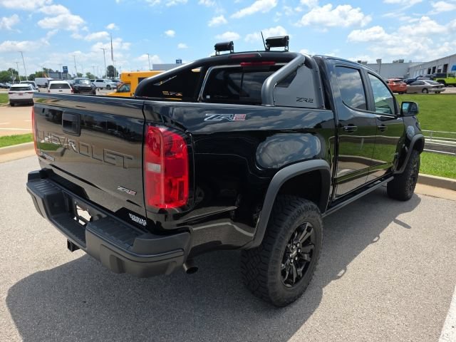 Used 2021 Chevrolet Colorado ZR2 w/ ZR2 Midnight Special Edition AWD/4WD image 5